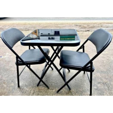 Table pliante en acier